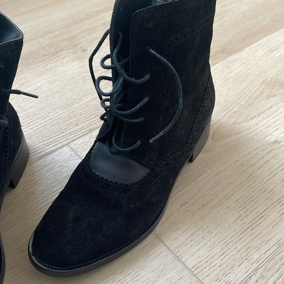 Balenciaga suede and leather boots - Picture 3 of 4